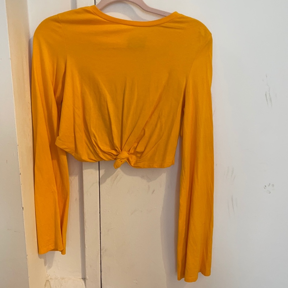 Yellow crop(ish) top with knotted front and loose sleeves
